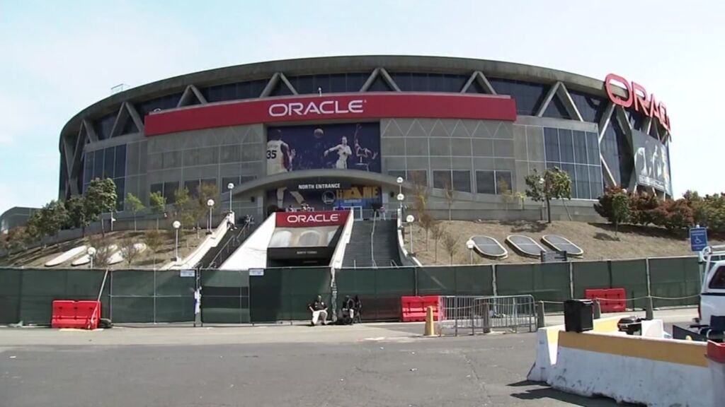 Oracle Arena. Arenas incríveis do mundo esportivo