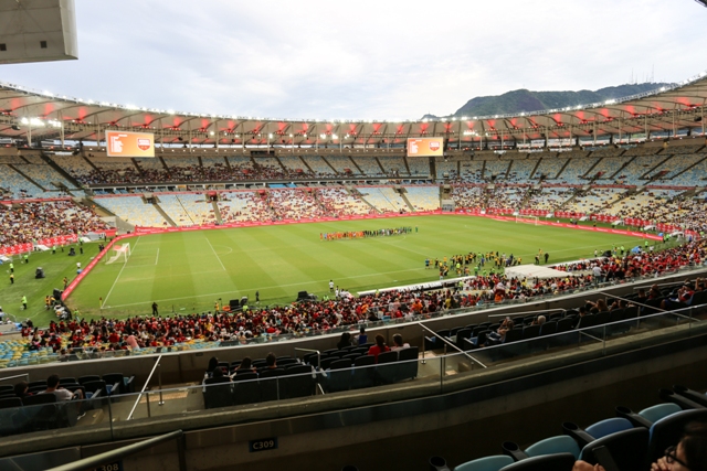 Quanto custa ver um jogo do futebol europeu? - Turista FC