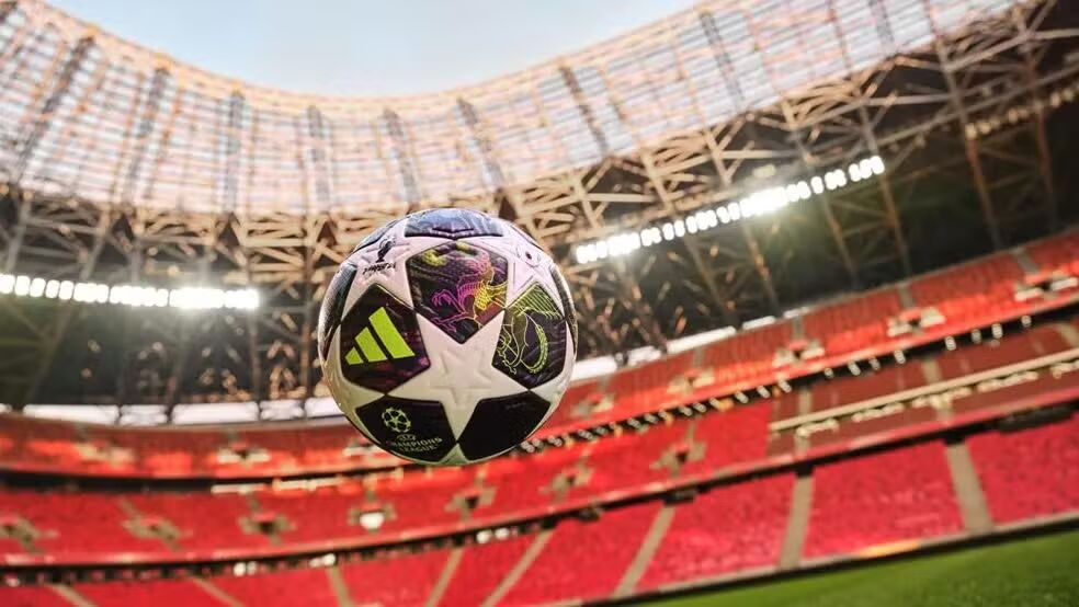 UEFA revela bola oficial para a final da Champions League em Budapeste — Foto: Divulgação